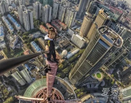 极限咏宁坠楼身亡/极限咏宁死了是真的吗