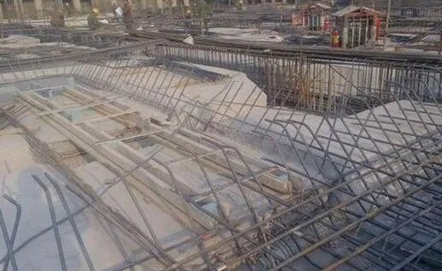 后浇带超前止水做法是什么