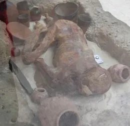 千年女尸产下7公斤活婴 女尸产下婴儿活72小时