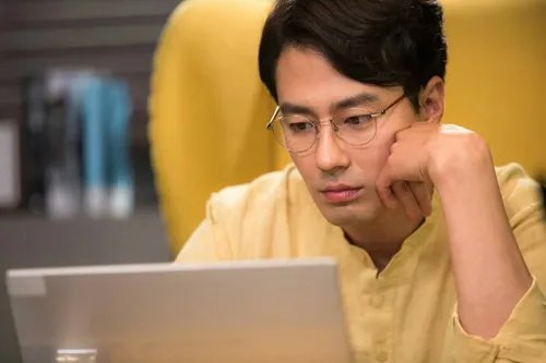 赵寅成近况大曝光 7年后回归大银幕