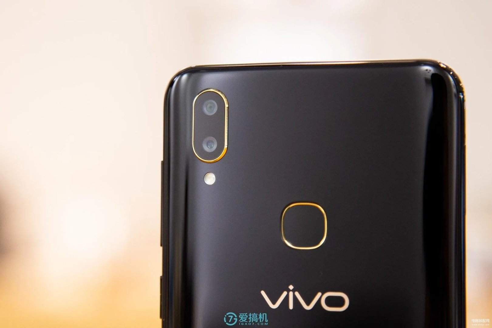 vivo 新机z3参数（vivo Z3详细评测）