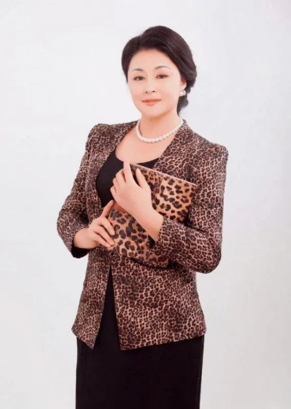 于月仙个人资料简历 年轻时候的照片有多漂亮