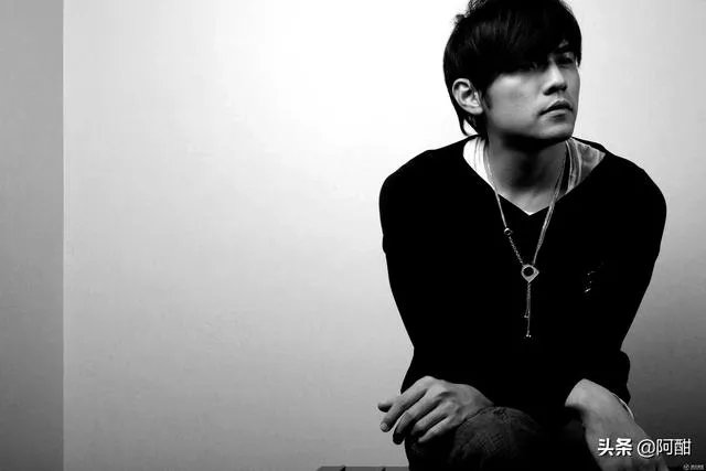 为何周杰伦迟迟不出新专辑，如果出了专辑会不会霸占头条？