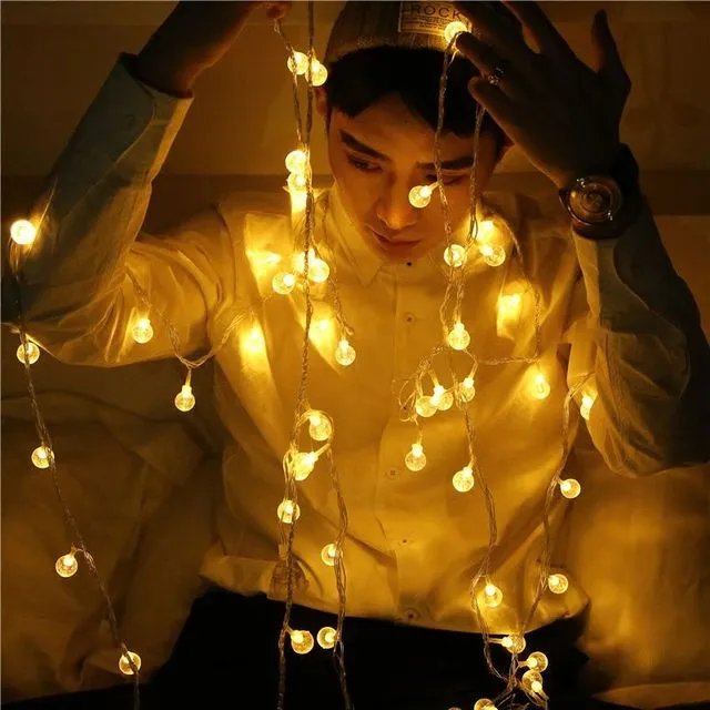 网红“最魔幻宿舍”遭遇整改,魔幻风格来源什么