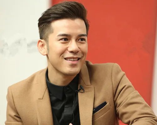 贾晓晨沈震轩分手 男方暗指女方表错情