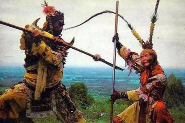 孙悟空与二郎神谁更厉害，作者有什么暗示？