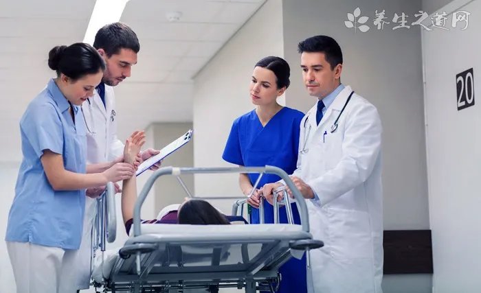 银行行长登山遇难 登山时要注意什么