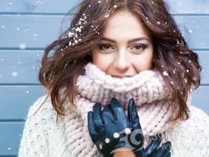 去除眼部皱纹方法有哪些 这几个小技巧学起来