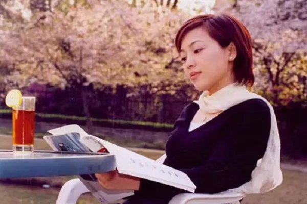 劳春燕年龄多大