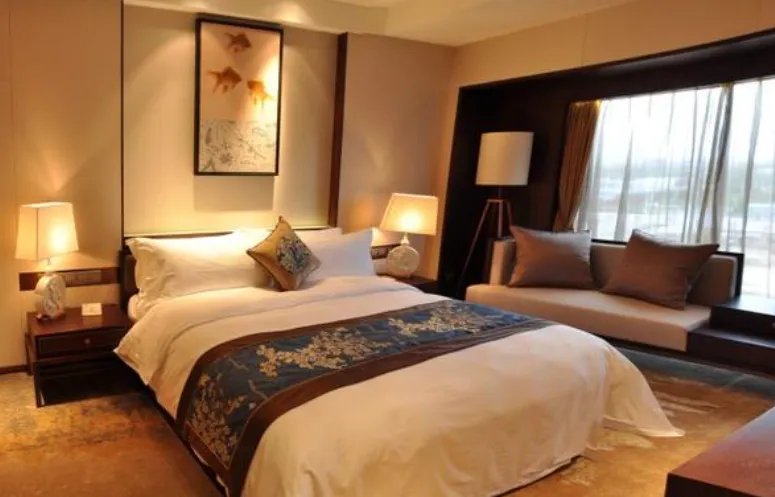 有酒店浴室挂钩暗藏摄像头，住酒店有哪些注意事项？