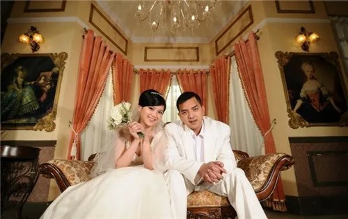 深圳婚纱团购靠谱吗 如何团购婚纱摄影服务