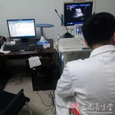 男人尿液黄 暗示这里快不行