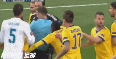 布冯的红牌和齐达内的红牌,哪个更让你揪心不已?