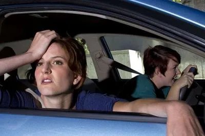 车内一氧化碳中毒怎么办 车里一氧化碳中毒的解决方法