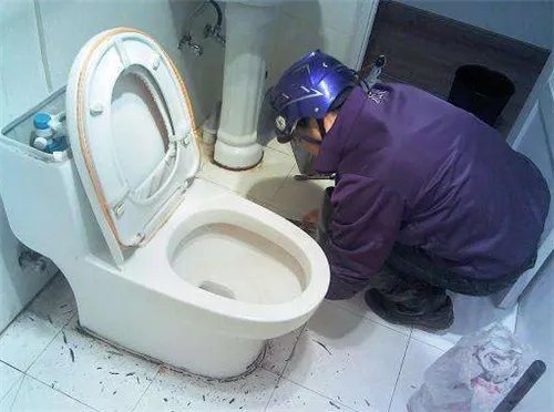 坐厕堵塞怎么办  8种处理方法让你一学就会