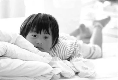 英籍女孩中国寻亲：没有怨恨。被遗弃小孩有寻亲的必要吗？