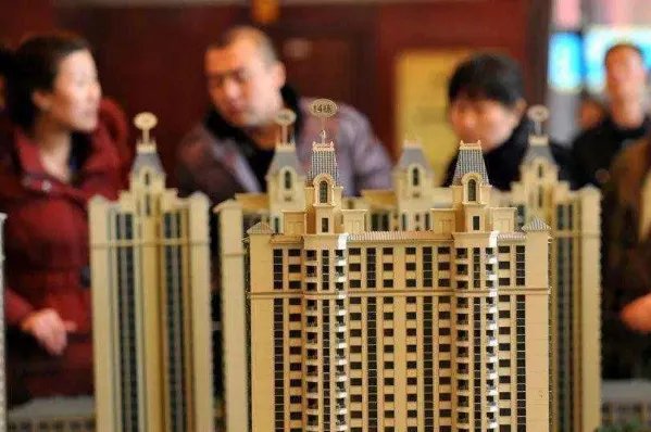 关于多地出手整治楼市乱象一事，你有何看法？