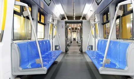 中国悬挂单轨列车下线了？