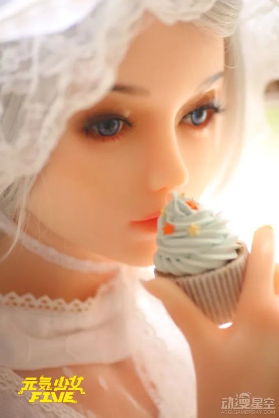 中国首个虚拟女子偶像团体“元气少女Five”登场亮相 各色萌妹任你选