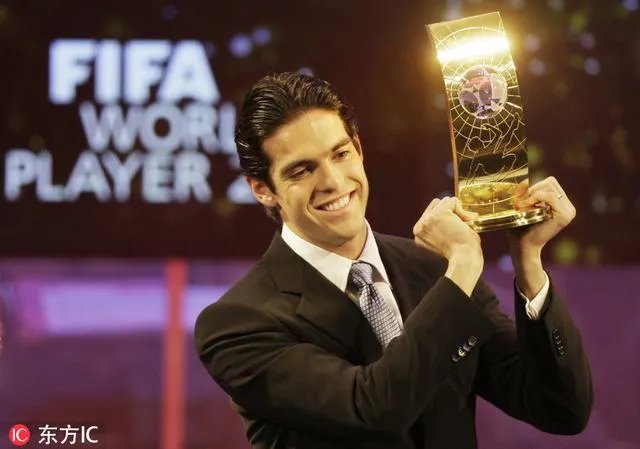 卡卡宣布退役,你有什么想法?