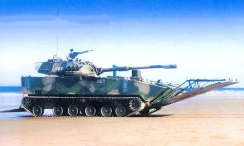 两栖坦克王李恒昌是个怎样的兵？