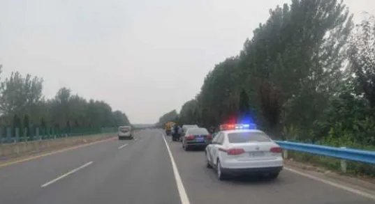 老赖高速逼停警车的宣判结果?