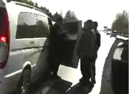 老赖高速逼停警车的宣判结果?