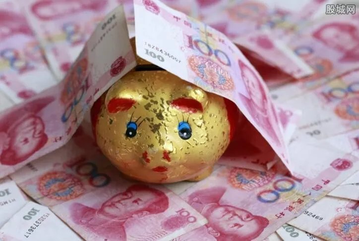 女子网恋骗168万 这些网骗套路需注意！