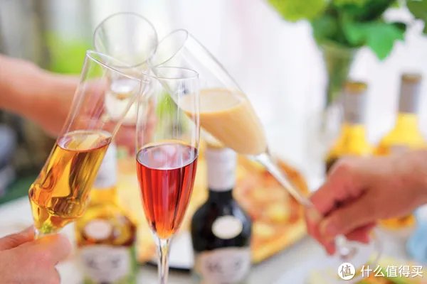 夏日冰饮,享受微醺——彼心利口酒