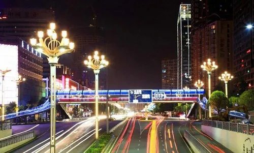 霓虹灯效果图欣赏 霓虹灯照亮整个城市