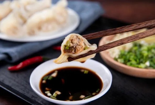 立冬吃饺子还是冬至吃饺子  立冬和冬至哪个吃饺子