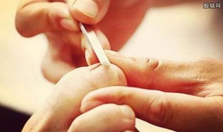 63岁修35万双脚 老人的徒弟徒孙超过1000人