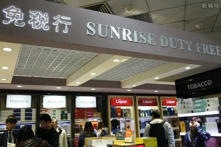 英机场免税店道歉 竟对中国人做出这种事