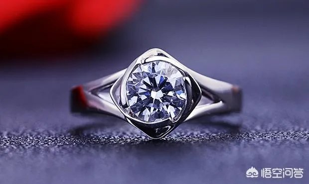 什么样的钻戒才可以称得上时尚钻戒？