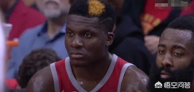 火箭胜国王20分,替补席上的哈登和卡佩拉是什么表情?