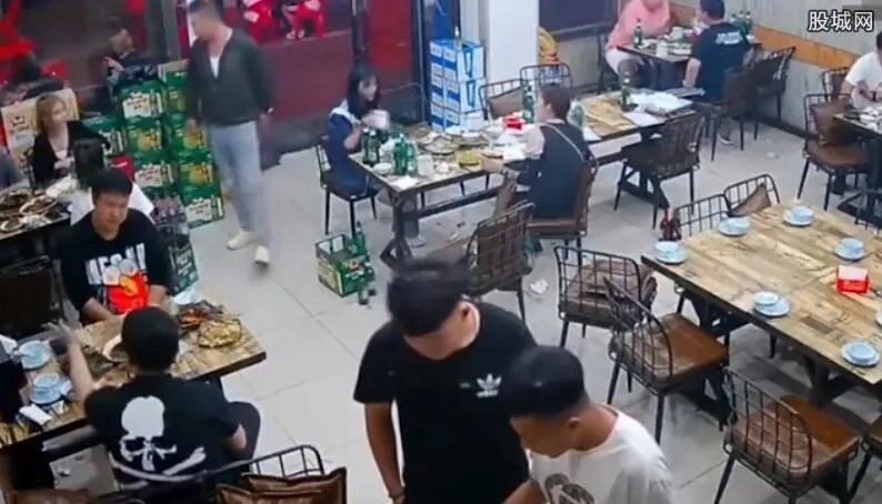 贾永华辟谣系唐山打人者母亲 陈继志身世母亲是什么样的人？