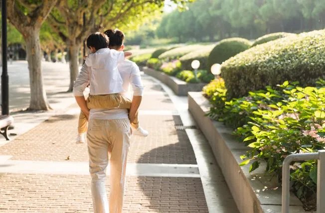 2021父亲节图片感动大图 2021最感人的父亲节图片