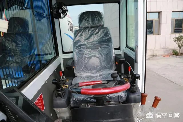 有需要自上料搅拌车的吗？