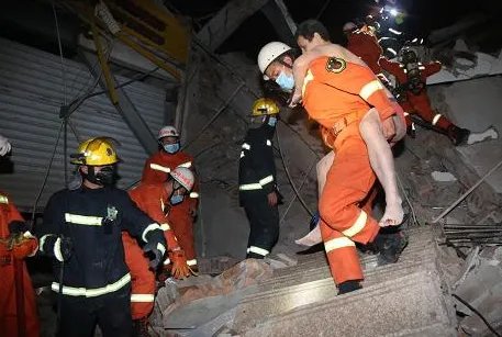 如何查询酒店坍塌死亡人数?