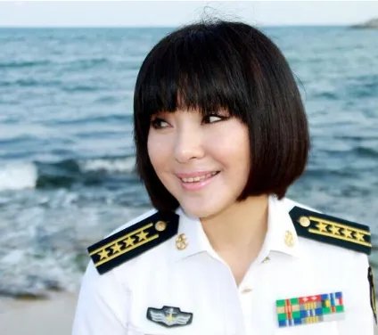 前夫控告歌手陈红什么?