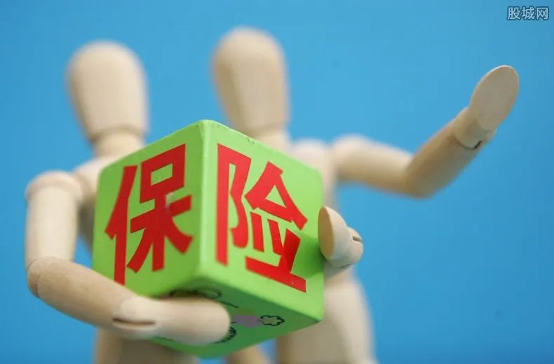 建议强制平台为外卖小哥买意外险 安全也要得到保障