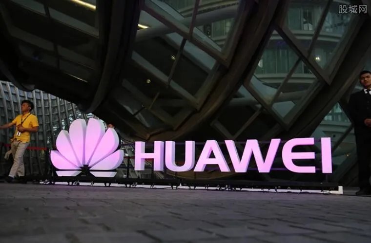 华为否认手机减产 华为是这样回应的