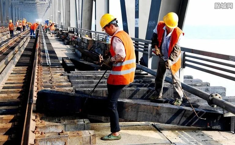 重庆长江水下隧道 预计2024年全线建成通车运营