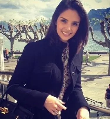 卡罗琳·赛莉科的个人简介