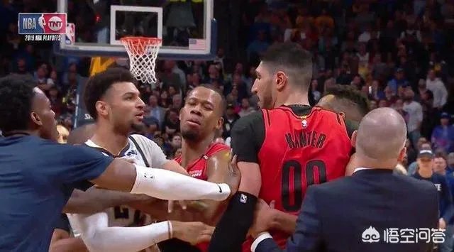 掘金不敌开拓者，组队打铁还险些起冲突，你怎么看？