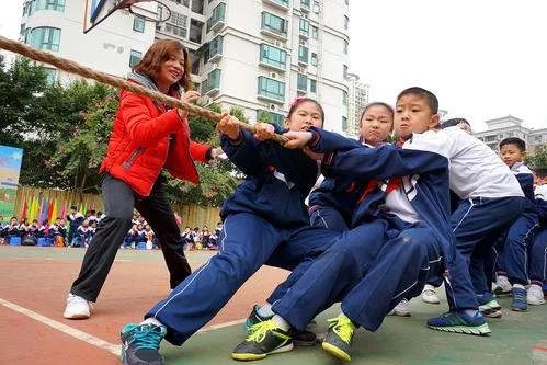 中考体育科目将逐步提高分值，是否说明了体育的重要性？