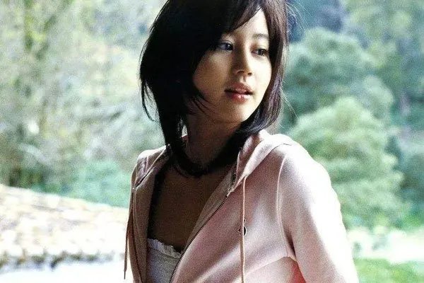 喂奶姐是谁 为了出名还是展示母爱