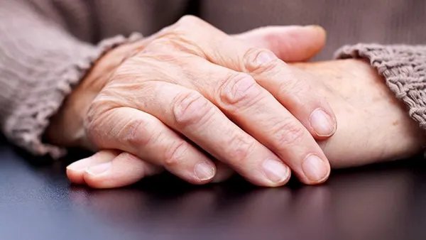 手上皮肤粗糙怎么办