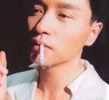 张曼玉回忆张国荣,为什么这么多年还有那么多人回忆他,张国荣究竟有何魔力?