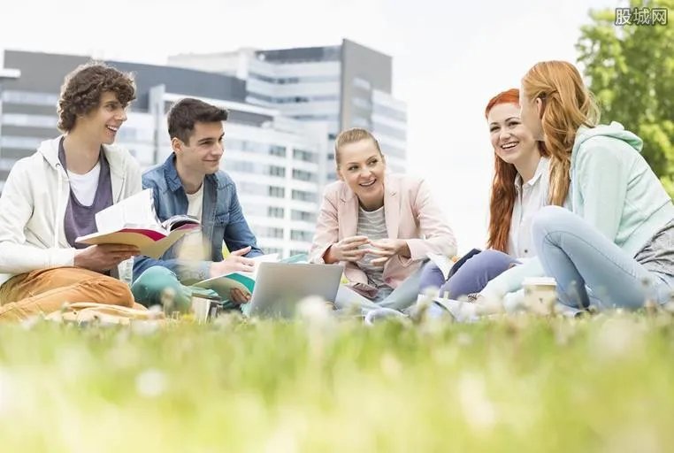 美学生开新冠派对比赛谁先感染 不怕死却惹怒网友
